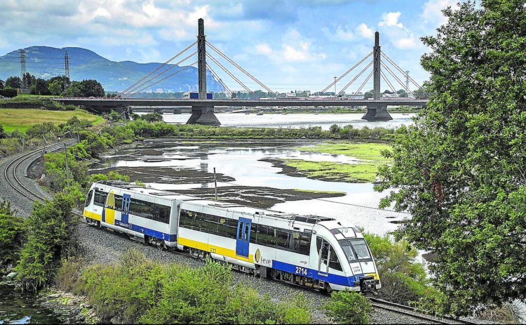 Cómo llegar a Cantabria en tren