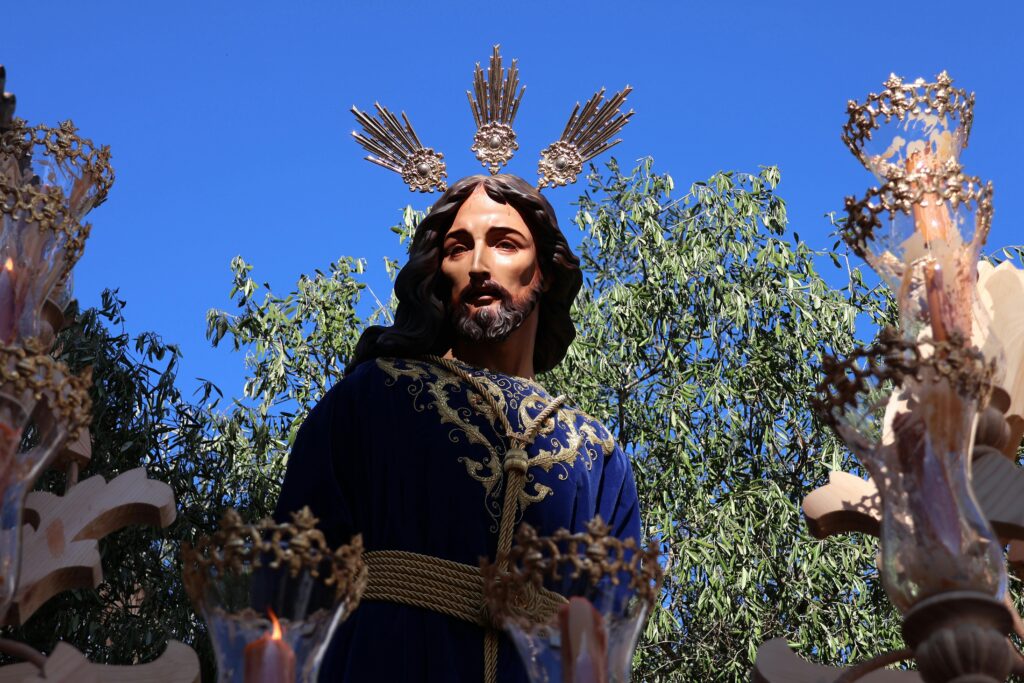 Semana santa en Cantabria tradiciones religiosas y naturaleza sagrada