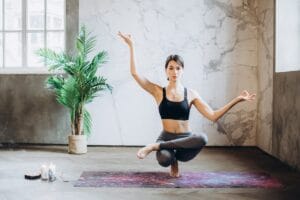 Yoga y bienestar en invierno en Cantabria - retiro wellness cálido